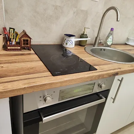 Konstantin Διαμέρισμα Ni