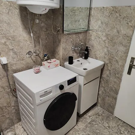 Διαμέρισμα Konstantin Ni