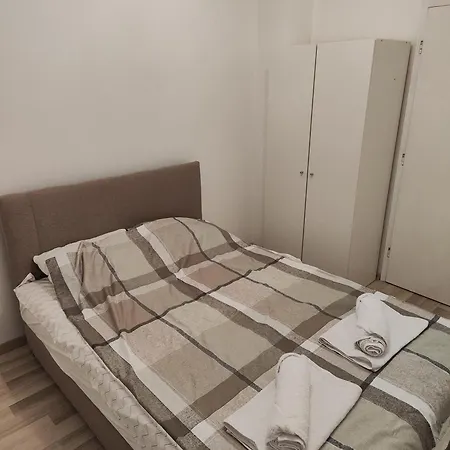 Konstantin Διαμέρισμα