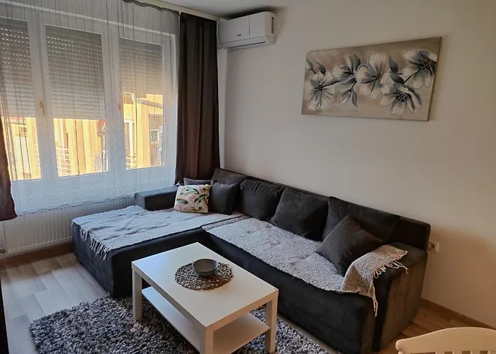 Konstantin Apartament *